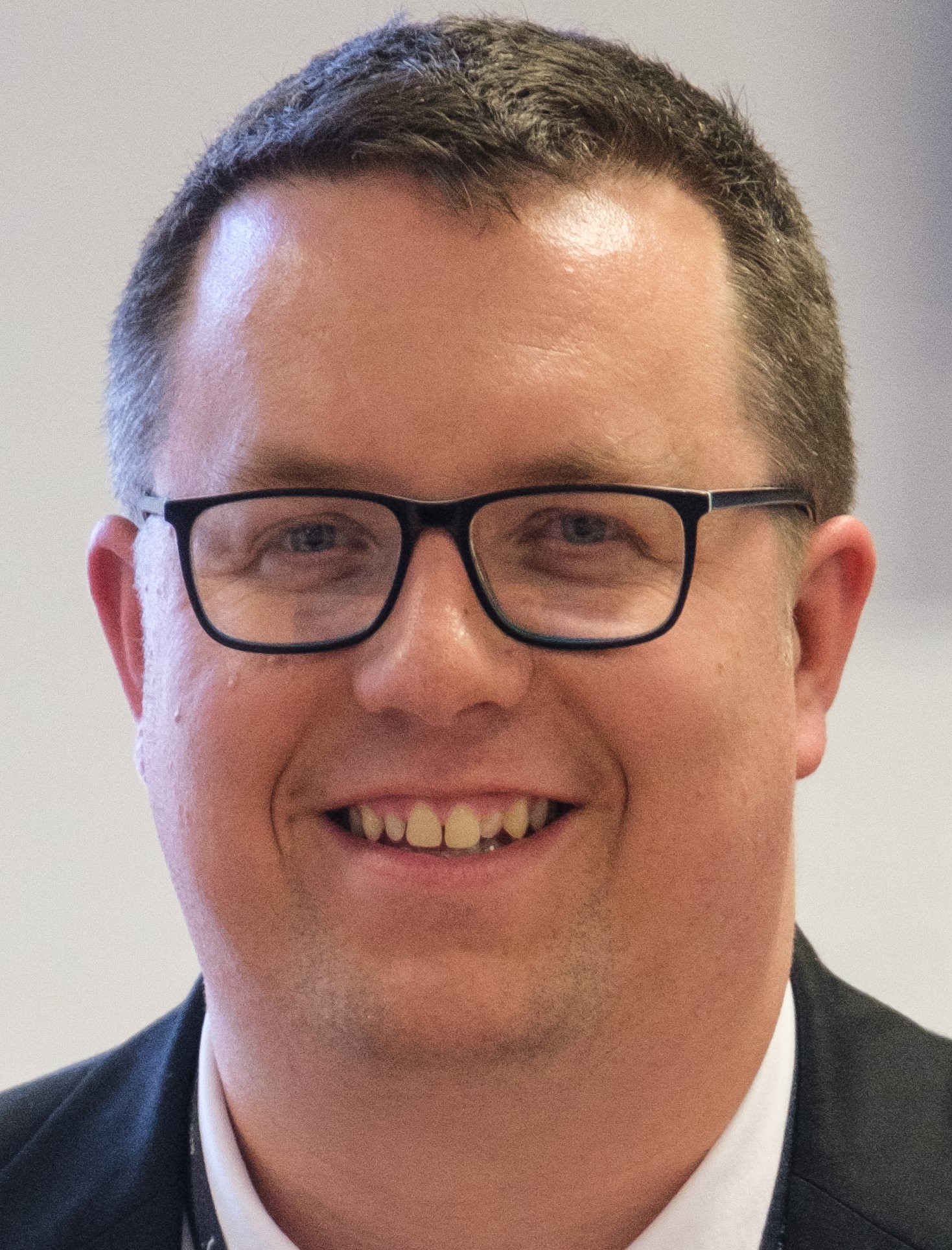 Dr David Robertshaw