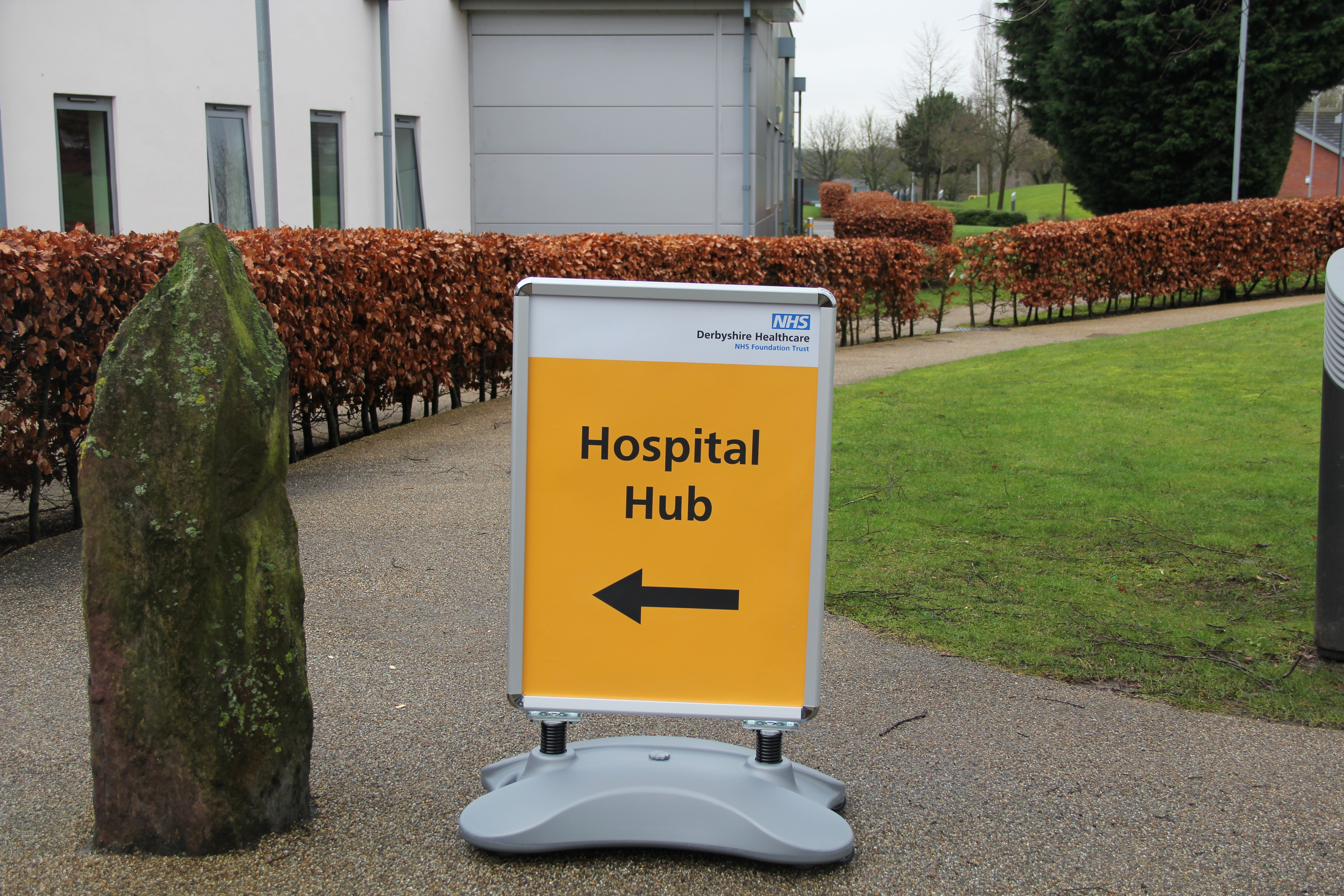 hospital hub sign