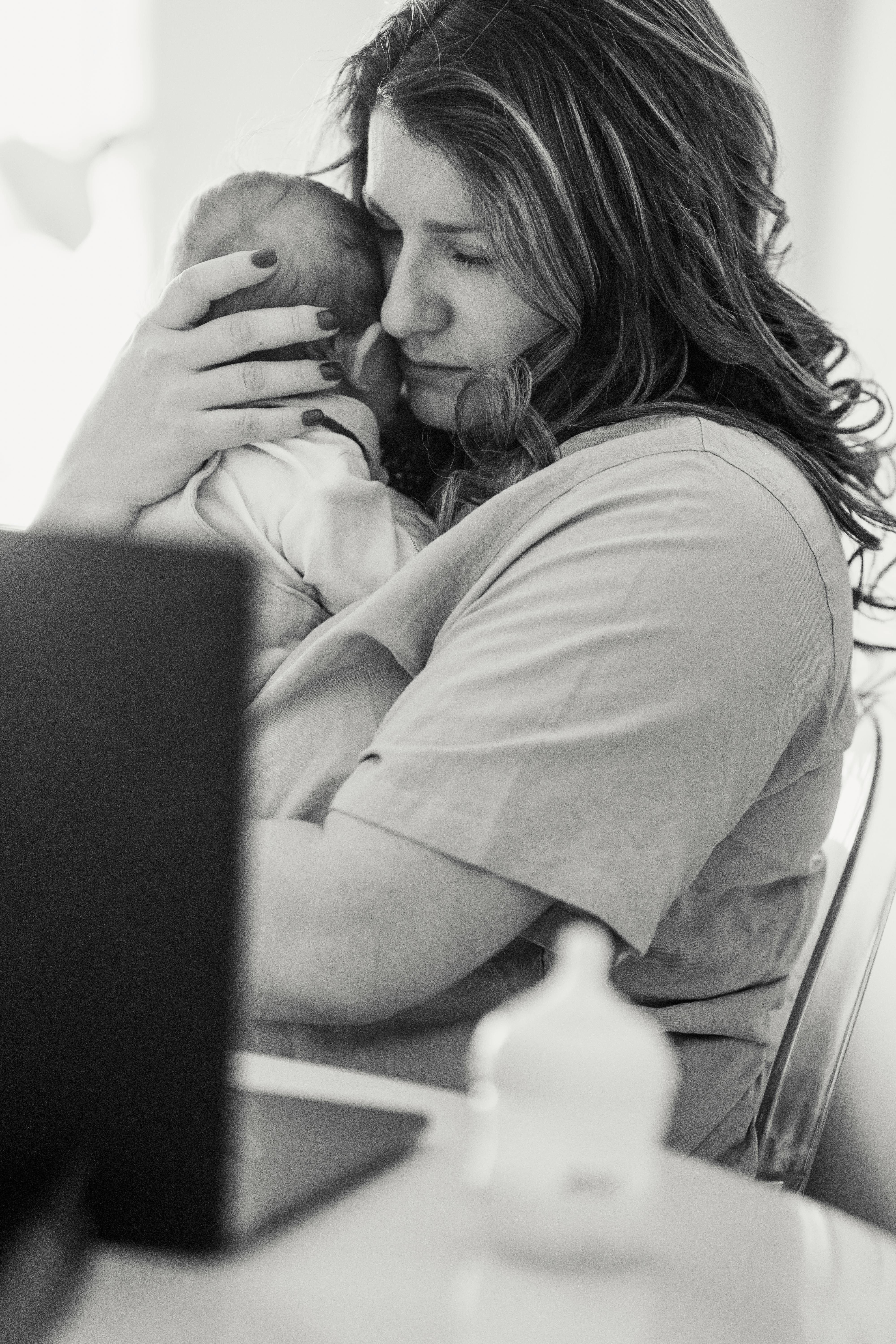 It’s Maternal Mental Health Week – and Derbyshire’s perinatal service is offering a range of support to local people with mental health concerns before, during or after pregnancy